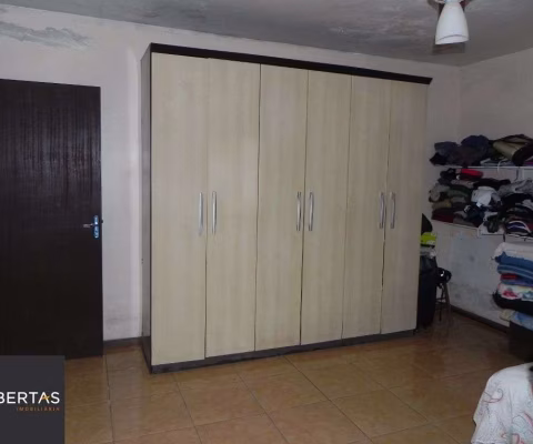 Casa para Venda - 234.08m², 4 dormitórios, 2 vagas - Mathias Velho