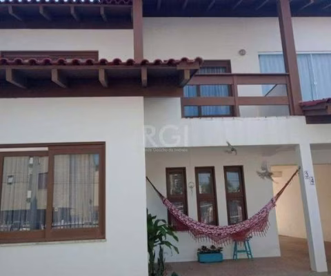 Casa 6 dormitórios à venda Centro Torres/RS