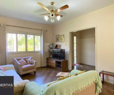 Casa com 4 dormitórios, no bairro Nossa Senhora das Graças em Canoas/RS