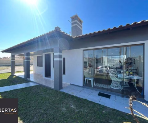 Casa 3 dormitórios à venda Atlântida Sul Xangri-Lá/RS