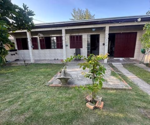 CASA EM QUINTAO - 3 DORMITÓRIOS