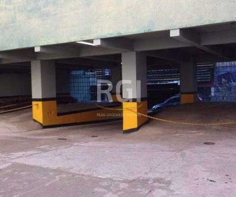 Box para Venda - 12m², 0 dormitórios, 1 vaga - Centro Histórico