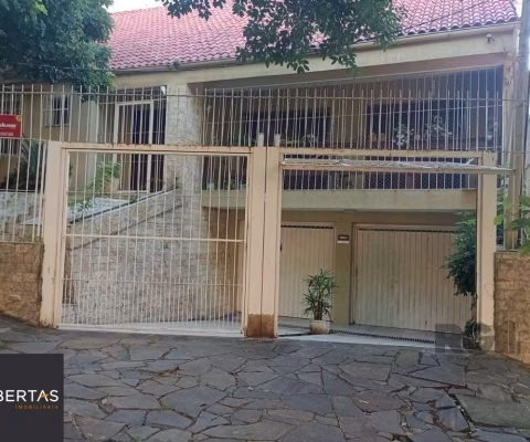 Casa 3 dormitórios à venda Santo Antônio Porto Alegre/RS