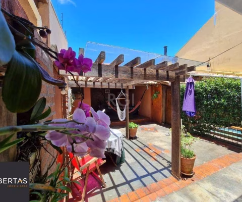 Casa para Venda - 182m², 3 dormitórios, sendo 3 suites, 2 vagas - Guarujá/ Porta