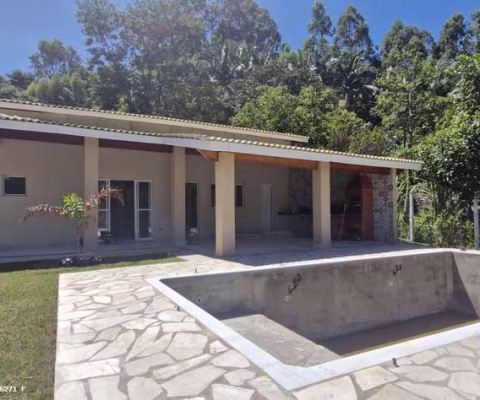 Chácara para Venda em Pinhalzinho, Zona Rural, 4 dormitórios, 3 suítes, 4 banheiros, 2 vagas