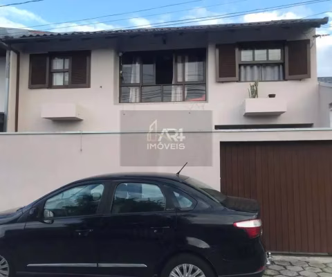 Sobrado com 4 dormitórios à venda, 154 m² por R$ 420.000,00 - Cajuru - Curitiba/PR