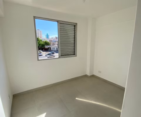 Apartamento de 56m2,  localizado no bloco B, primeiro andar, prédio com elevador,  sendo: 02 dormitórios,  sala, cozinha, banheiro,  ampla lavanderia,  com 01 vaga de garagem coberta e 01 descoberta