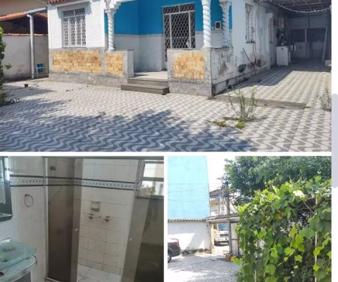 CASA DUPLEX - 200 m² - 04 DORMITÓRIOS - SUITE - VARANDA - QUINTAL - GARAGEM