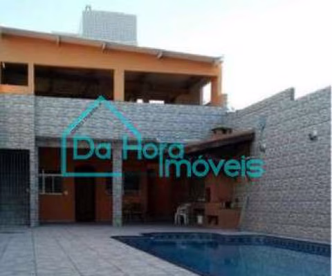 Casa com 3 quartos à venda na Vila Atlântica, Mongaguá 