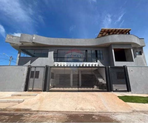 Sobrado para venda em Residencial Ouro Verde de 400.00m² com 5 Quartos e 4 Suites
