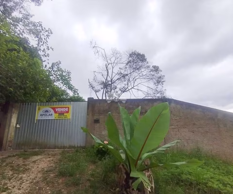 Casa para venda em Centro de 120.00m² com 3 Quartos, 1 Suite e 3 Garagens