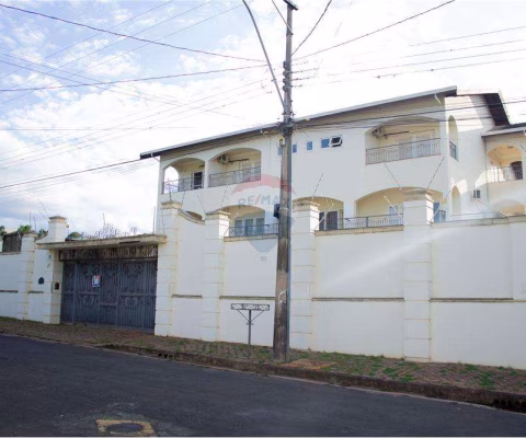 Casa para venda em Chácara Santa Fé de 964.63m² com 4 Quartos, 4 Suites e 6 Garagens