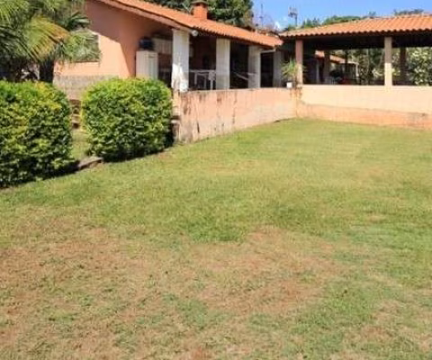 Chácara para venda em Residencial Jardim Dos Ipês de 300.00m² com 3 Quartos e 3 Garagens