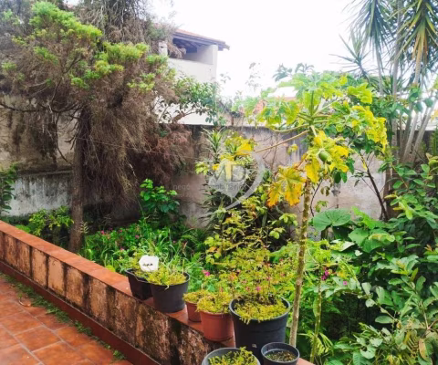 Casa para venda em Cerâmica de 293.00m² com 3 Quartos, 2 Suites e 2 Garagens