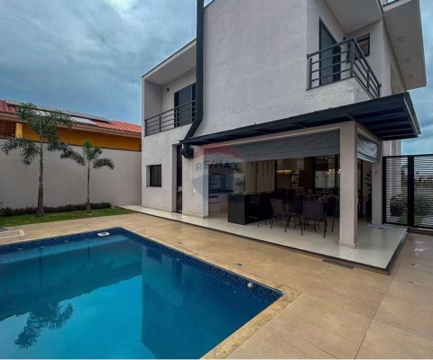 Casa para venda em Condomínio Morro Do Sol de 275.00m² com 3 Quartos, 3 Suites e 4 Garagens