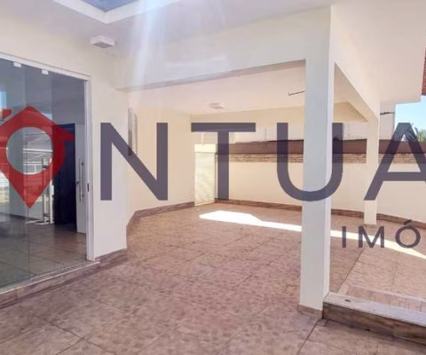 Casa para venda em Jardim São Domingos de 160.00m² com 3 Quartos, 1 Suite e 4 Garagens