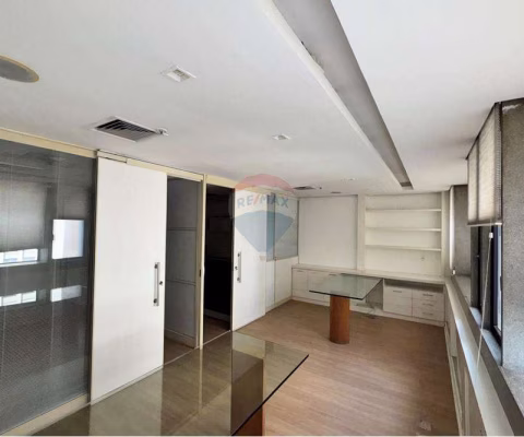 Sala Comercial para alugar em Centro de 121.00m²