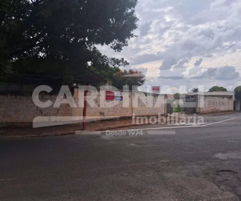 Galpão / Depósito / Armazém para venda em Vila Bela Vista de 568.00m² com 30 Garagens