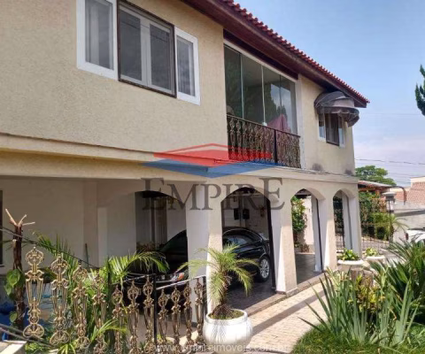 Sobrado para venda em Arujázinho Iv de 500.00m² com 3 Quartos, 2 Suites e 4 Garagens