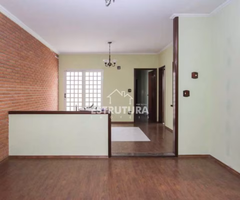 Casa para venda em Vila Operária de 204.00m² com 3 Quartos, 1 Suite e 2 Garagens