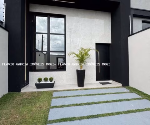Casa para venda em Mogi Moderno de 200.00m² com 3 Quartos, 1 Suite e 2 Garagens