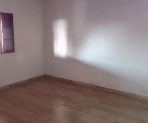 Excelente casa terrea no bairro bosque da saude em Taubaté