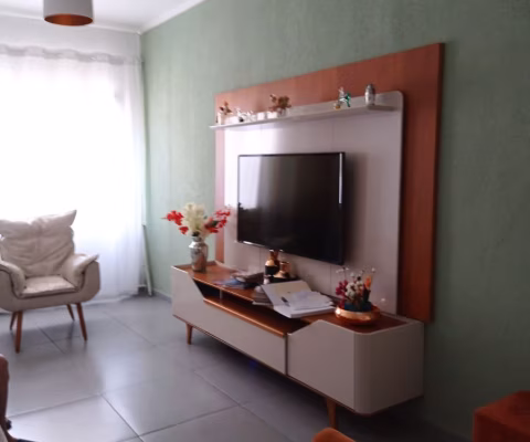 Ampla casa térrea com 5 vagas de garagem