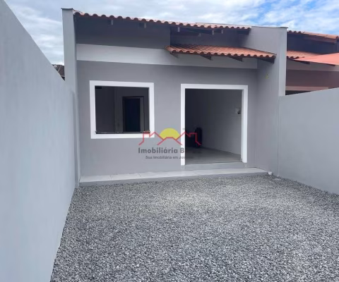 Casa Averbada com 04 Vagas de Garagem