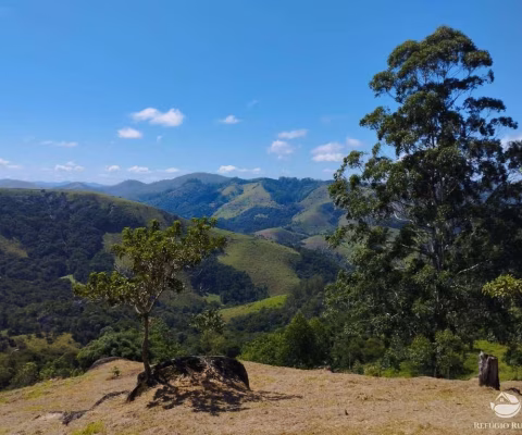CHÁCARA COM CHALÉ E VISTA ESPETACULAR EM SÃO FRANCISCO XAVIER