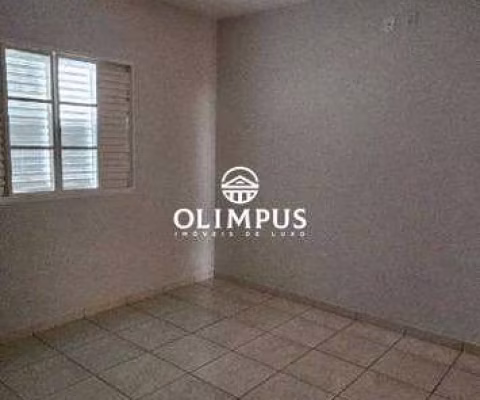 Cód 5946 - Casa Aconchegante com 3 Quartos e Quintal Espaçoso