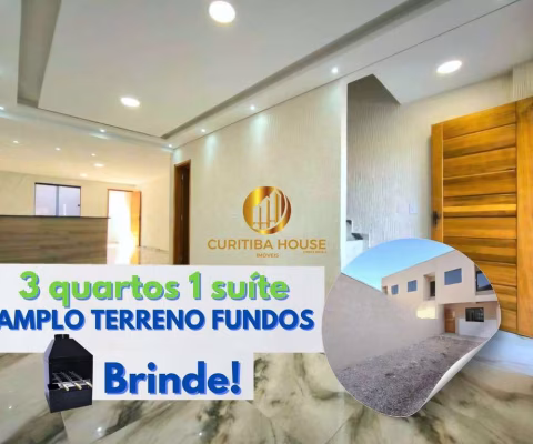 Sobrado 3 quartos sendo 1 suíte com amplo terreno nos fundos no Pinheirinho divisa com Sítio Cercado
