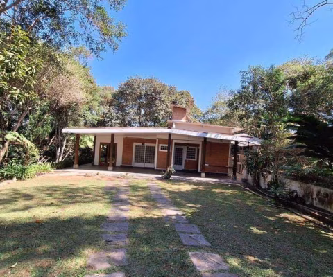 Chácara com 3 dormitórios para alugar, 2000 m² por R$ 5.800,00/mês - Granja Viana - Cotia/SP