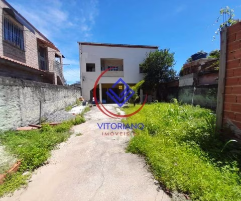 CASA COM TERRENO Á VENDA EM NOVA IGUAÇU!