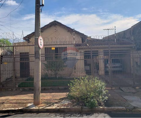 Casa Térrea - 3 Quartos - Venda - 280m² - Campos Elíseos / Ribeirão Preto - SP