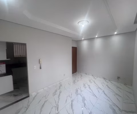 Apartamento Térreo no Bairro Heliópolis