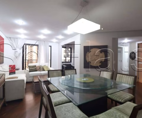 Apto no The Sutton House com 120m² 3 dormitórios e 2 vagas em Moema, disponível para locação.