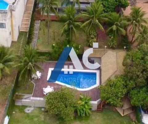 Casa Alto Padrão em Condomínio com 5 Suítes e 8 banheiros, 750 m² em Piata