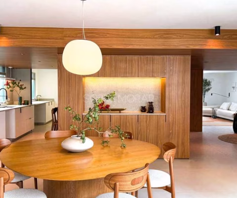 Elegante apartamento no Batel