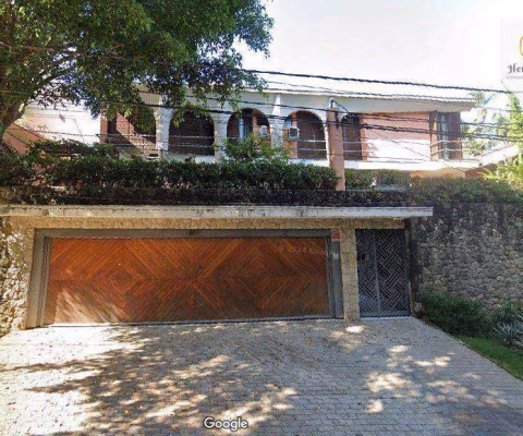Sobrado com 4 dormitórios, (2 suítes), 5 vagas, 792 m² - venda por R$ 2.680.000 ou aluguel por R$ 14.429/mês - Interlagos - São Paulo/SP