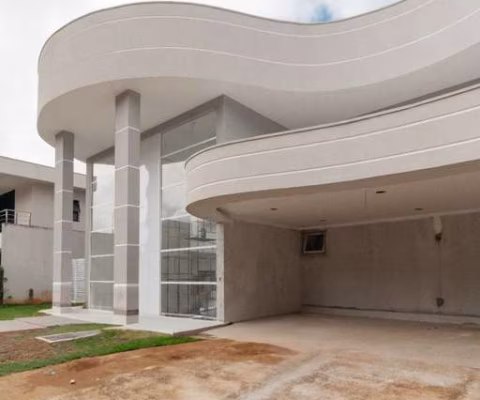 Casa em condomínio fechado com 5 quartos à venda na Avenida Diógenes Dolival Sampaio, 6, Jardins Munique, Goiânia