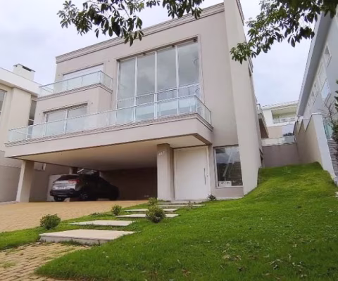 ALPHAVILLE / CASA NOVA COM ELEVADOR - 4 SUÍTES, 6 VAGAS COBERTAS, 430m2 ÁREA ÚTIL, 470m2 TERRENO