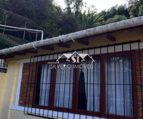 Casa- Petrópolis, Estrada da Saudade