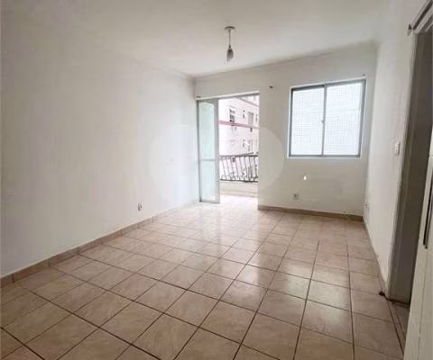 Apartamento com 2 quartos à venda em Embaré - SP