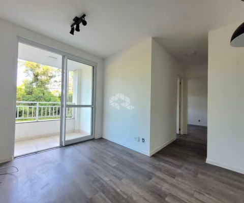 Apartamento de 2 dormitórios com suíte, sacada e 1vaga de garagem no Humaitá