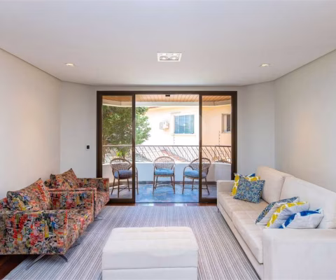 Lindo apartamento, 3 quartos, 3 suítes e 3 vagas fixas, no Campo Belo com ótimo valor