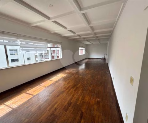 APARTAMENTO RUA BELA CINTRA
