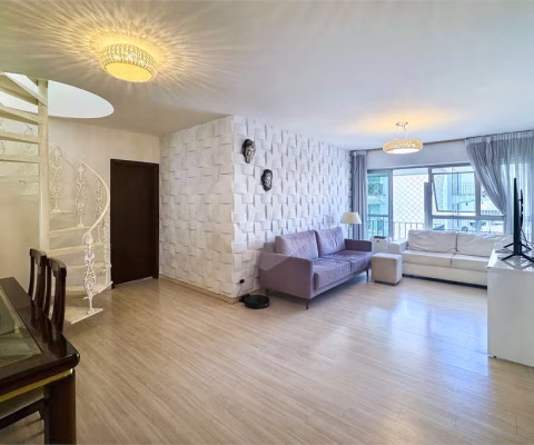 Cobertura duplex 4 dormitórios 1 suite, 2 vagas, 216 m², fora da rota dos aviões, em Moema Índios.