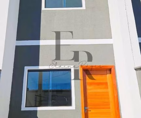 Casa à venda em Joinville-SC, Nova Brasília: 2 quartos, 2 banheiros, 1 vaga de garagem. Conforto e praticidade!