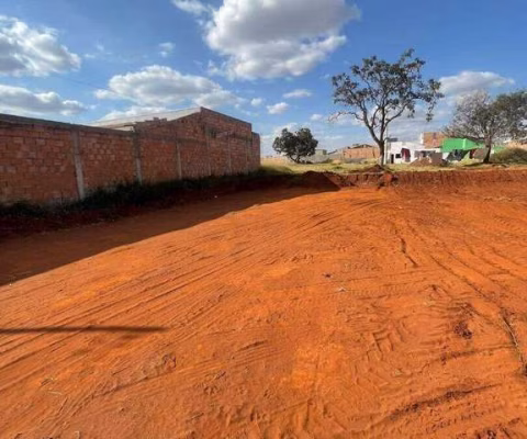 Terreno à venda, 400 m² por R$ 140.000,00 - Conjunto Margarida Rosa de Azevedo - Uberaba/MG