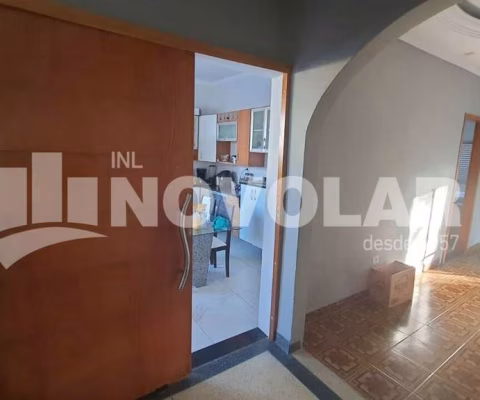 Sobrado na Vila Medeiros com 3 Dormitórios (1 Suíte ) e 2 Vagas